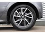 Toyota Yaris 1.5 Hybrid First Edition, Stoelverwarming voor, Dealer onderhouden, Apple Carplay/Android Auto!
