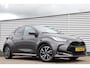 Toyota Yaris 1.5 Hybrid First Edition, Stoelverwarming voor, Dealer onderhouden, Apple Carplay/Android Auto!