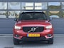 Volvo XC40 1.5 T3 R-DESIGN I WINTERPAKKET I HARMAN KARDON I P-CAMERA I LEDEREN BEKLEDING