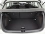 Volkswagen Polo 1.0 TSI Life Business | Parkeersensoren Voor/achter | 15 Inch velgen | Cruise control | Stoelverwarming | Airco | Navigatie |