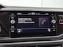 Volkswagen Polo 1.0 TSI Life Business | Parkeersensoren Voor/achter | 15 Inch velgen | Cruise control | Stoelverwarming | Airco | Navigatie |