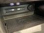 Volkswagen Tiguan 1.4 TSI eHybrid R-Line Business+ Automaat Trekhaak Panoramadak Navigatie IQ Light Stoel en Stuurverwarming Draadloze telefoonlader Digital Cockpit Climate Control Parkeersensoren 19 Inch
