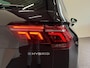 Volkswagen Tiguan 1.4 TSI eHybrid R-Line Business+ Automaat Trekhaak Panoramadak Navigatie IQ Light Stoel en Stuurverwarming Draadloze telefoonlader Digital Cockpit Climate Control Parkeersensoren 19 Inch