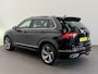Volkswagen Tiguan 1.4 TSI eHybrid R-Line Business+ Automaat Trekhaak Panoramadak Navigatie IQ Light Stoel en Stuurverwarming Draadloze telefoonlader Digital Cockpit Climate Control Parkeersensoren 19 Inch