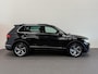 Volkswagen Tiguan 1.4 TSI eHybrid R-Line Business+ Automaat Trekhaak Panoramadak Navigatie IQ Light Stoel en Stuurverwarming Draadloze telefoonlader Digital Cockpit Climate Control Parkeersensoren 19 Inch