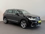 Volkswagen Tiguan 1.4 TSI eHybrid R-Line Business+ Automaat Trekhaak Panoramadak Navigatie IQ Light Stoel en Stuurverwarming Draadloze telefoonlader Digital Cockpit Climate Control Parkeersensoren 19 Inch