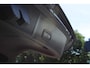 Volvo XC40 B4 Plus Dark | Panoramisch schuif-/ kanteldak | Harman Kardon | 360 graden camera | Elektrisch verstelbare voorstoelen met geheugenfunctie | Stoel-/ stuurwielverwarming | Extra getint glas | Volvo guard | Lighting pakket | 20 inch. lichtmetalen velgen | Verwarmde achterbank | Pilot assist