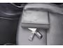 Mitsubishi Outlander 2.0 PHEV Instyle Black Edition Schuif-/kanteldak 18'LMV