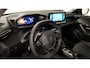 Peugeot e-2008 EV Allure Pack 50 kWh Navigatie Climate control 3D Digitale cockpit Camera Lichtmetalen Velgen