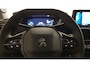 Peugeot e-2008 EV Allure Pack 50 kWh Navigatie Climate control 3D Digitale cockpit Camera Lichtmetalen Velgen
