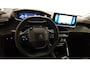 Peugeot e-2008 EV Allure Pack 50 kWh Navigatie Climate control 3D Digitale cockpit Camera Lichtmetalen Velgen