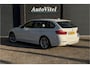BMW 3-Serie Touring 320d | Leder | Head-Up | Stoelverwarming | LED | M-Stuur | Elektrische Klep