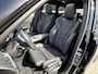 BMW iX1 xDrive30 Launch Edition 67 kWh | SoH 96.3% | Luxe Lederen Comfort Stoelen | Stoelverwarming | Stuurwielverwarming | Apple Carplay | 360 Camera | Elek. Kofferbak | Elek. Trekhaak wegklapbaar | Panoramadak te openen