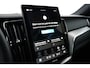 Volvo XC60 Black Edition Recharge Plug-In Hybrid AWD | Trekhaak | 360 Cam | Pano | HUD | Harman/Kardon | Pilot Assist