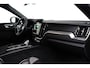 Volvo XC60 Black Edition Recharge Plug-In Hybrid AWD | Trekhaak | 360 Cam | Pano | HUD | Harman/Kardon | Pilot Assist