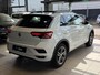 Volkswagen T-Roc 1.5 TSI R-LINE | PANO | LED | Adaptive CC | Camera | Winter-pakket | LED |Key-less  Interesse, Proefrit? Bel of app met: 06-24 28 28 42 / 06-42130156