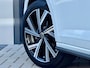 Volkswagen Polo 1.0 TSI R-Line DSG | Panorama I IQ Light | Dealer Onderhouden | Camera | Virtual Cockpit