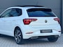 Volkswagen Polo 1.0 TSI R-Line DSG | Panorama I IQ Light | Dealer Onderhouden | Camera | Virtual Cockpit