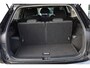 Skoda Kodiaq 1.5 TSI MHEV Business Edition 7p. 150PK / 110kW 7 zits panoramadak wegklapbare trekhaak 19" LMV  camera side assist chrome dakrailing multifunctioneel lederen stuurwiel stoelverwarming keyless go privacy glas spiegels elektrich inklapbaar virtual cockpit navigatie ACC adaptieve cruise control draadloos telefoon laden app connect draadloos licht en regensensor ambiente verlichting