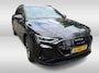 Audi E-tron e-tron 50 quattro Launch edition Black 71 kWh / Panoramadak / Camera / 20'' / Luchtvering / ACC / Navigatie / Stoelverwarming / DAB