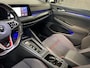 Volkswagen Golf 2.0 TSI GTI Clubsport 300pk Panoramadak! Camera! ACC! Weinig KM!