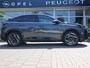 Peugeot 3008 *Auto van de Week!* Launch Edition EV 73 kWh 325pk Dual Motor, Rijklaarprijs, Nappa Leder Panoramisch schuifdak Warmtepomp FOCAL HiFi