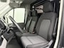 Volkswagen Crafter 2.0TDi 140PK L3H3 | 3000Kg Trekhaak | Airco | 3-Zits | Betimmering