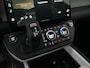 Land Rover Defender 2.0 P300e PHEV S Forest Edition | Comfort Pack | Convenience Pack | ClearSight binnenspiegel | Meridian Sound System | Panoramadak |