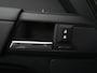 Land Rover Defender 2.0 P300e PHEV S Forest Edition | Comfort Pack | Convenience Pack | ClearSight binnenspiegel | Meridian Sound System | Panoramadak |