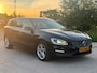 Volvo V60 2.4 D5 Twin Engine Momentum Automaat Airco Cruise