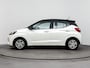 Hyundai i10 1.0 COMFORT SMART 5-ZITS | TWO TONE | NAVI | APPLE CARPLAY & ANDROID AUTO | CAMERA | CRUISE | FABRIEKSGARANTIE GELDIG T/M 7-2029! |