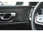 Volvo V60 T8 455pk AWD Plus Dark | Climate | Trekhaak | 360