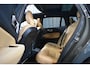 Volvo V60 T8 455PK AWD Ultra Dark | B&W | Trekhaak | Ventilatie | Massage