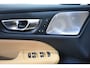 Volvo V60 T8 455PK AWD Ultra Dark | B&W | Trekhaak | Ventilatie | Massage