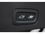 Volvo V60 T8 455PK AWD Ultra Dark | B&W | Trekhaak | Ventilatie | Massage