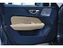 Volvo V60 T8 455PK AWD Ultra Dark | B&W | Trekhaak | Ventilatie | Massage