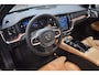 Volvo V60 T8 455PK AWD Ultra Dark | B&W | Trekhaak | Ventilatie | Massage
