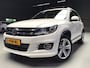 Volkswagen Tiguan 1.4 TSI Sport&Style R-line Edition I Pano I Leder I 3x R-Line I New Apk + Kln Brt I 18inch I Navi I 6Bak I 122PK