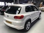 Volkswagen Tiguan 1.4 TSI Sport&Style R-line Edition I Pano I Leder I 3x R-Line I New Apk + Kln Brt I 18inch I Navi I 6Bak I 122PK