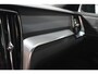 Volvo V60 T8 455PK AWD Plus Dark | Trekhaak | 360 | Harman Kardon | Verwar