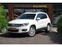 Volkswagen Tiguan 1.4 TSI Sport&Style line Edition dakrails Pano Mistlampen Parkeersensoren Cruise control Airco