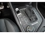 Volkswagen Tiguan Allspace 2.0 TSI 4Motion Highline Business R 7p. Mistlampen adaptief Cruise control adaptief Hill hold Camera Navi R-line Dakrails