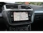 Volkswagen Tiguan Allspace 2.0 TSI 4Motion Highline Business R 7p. Mistlampen adaptief Cruise control adaptief Hill hold Camera Navi R-line Dakrails