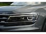 Volkswagen Tiguan Allspace 2.0 TSI 4Motion Highline Business R 7p. Mistlampen adaptief Cruise control adaptief Hill hold Camera Navi R-line Dakrails