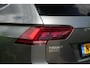 Volkswagen Tiguan Allspace 2.0 TSI 4Motion Highline Business R 7p. Mistlampen adaptief Cruise control adaptief Hill hold Camera Navi R-line Dakrails
