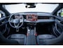 Volkswagen Passat Variant 1.5 eHybrid R-Line Black-Style Org.NL|Pano|Massage|Elek-trekhaak|Winterpack|Camera|1e-eig.|Fabrieksgarantie