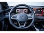 Volkswagen Passat Variant 1.5 eHybrid R-Line Black-Style Org.NL|Pano|Massage|Elek-trekhaak|Winterpack|Camera|1e-eig.|Fabrieksgarantie