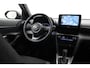 Toyota Yaris Cross 1.5 Hybrid Dynamic | Trekhaak | Apple Carplay / Android Auto | Stoelverwarming | Keyless | Adaptive Cruise | Clima | Camera | Full LED | 17 inch