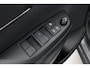 Toyota Yaris Cross 1.5 Hybrid Dynamic | Trekhaak | Apple Carplay / Android Auto | Stoelverwarming | Keyless | Adaptive Cruise | Clima | Camera | Full LED | 17 inch