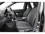 Toyota Yaris Cross 1.5 Hybrid Dynamic | Trekhaak | Apple Carplay / Android Auto | Stoelverwarming | Keyless | Adaptive Cruise | Clima | Camera | Full LED | 17 inch